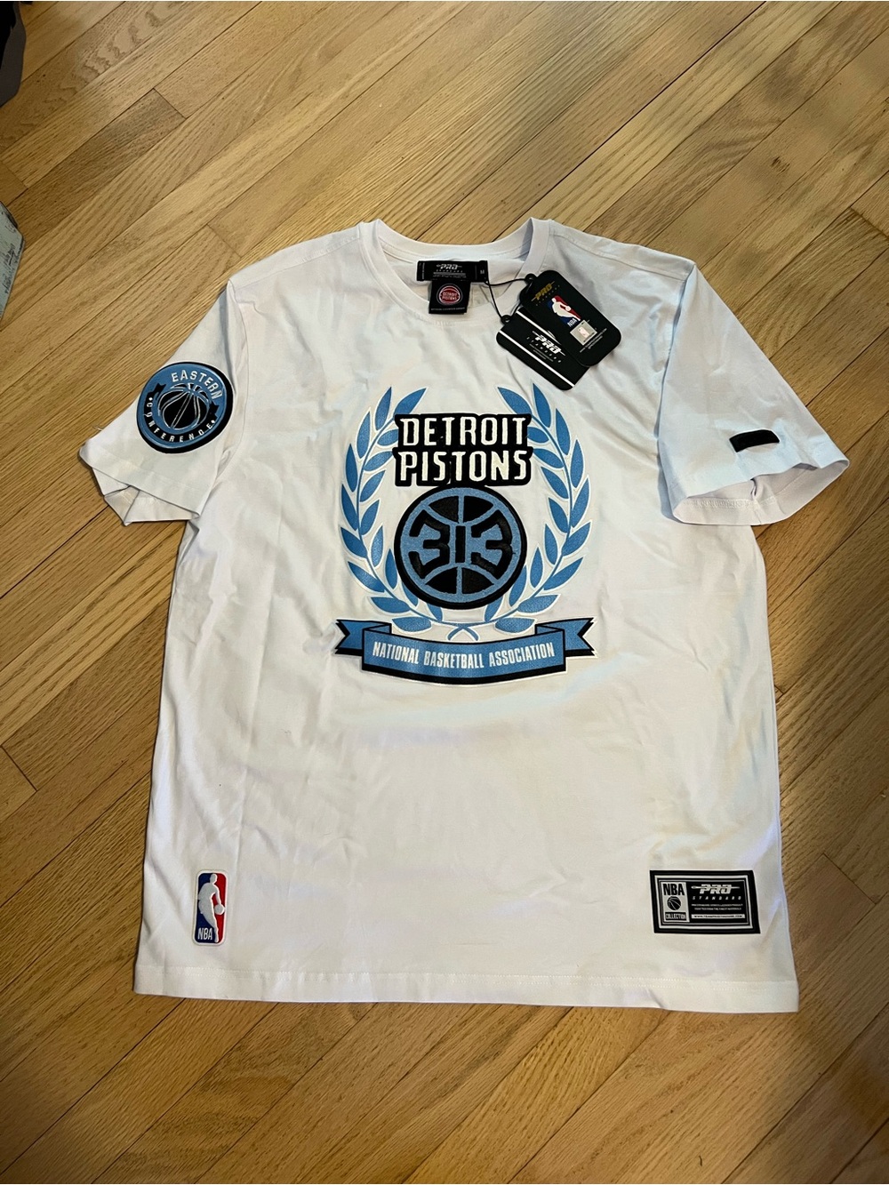 Detroit Pistons Shirt Mens Large - NBA Basketball Pro Standard 313 Patched.